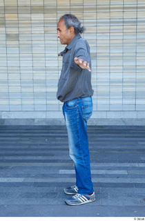 Street  760 standing t poses whole body 0002.jpg